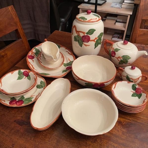 Dishware - Picture 2 of 3